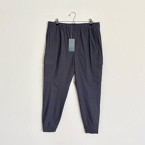 NEW VSTR Limitless Slim Fit Cargo Jogger Pants Charcoal Men’s size Large
